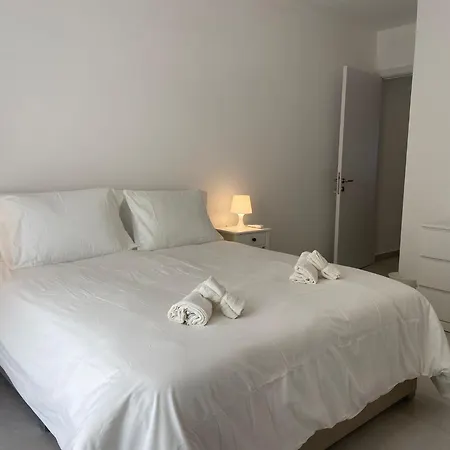 Swieqi Malaika New 8 Is-Swieqi