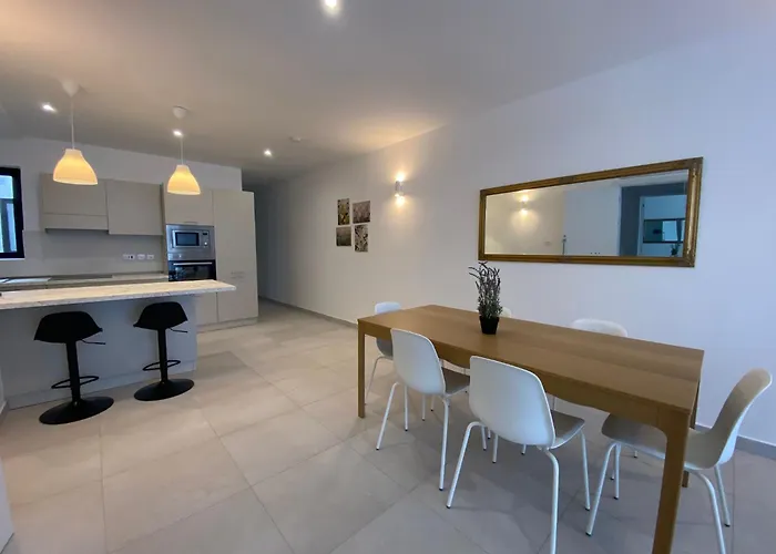 公寓 Swieqi Malaika New 8 Is-Swieqi