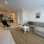 Swieqi Malaika New 8 *