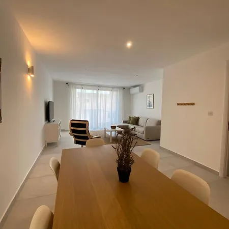 Swieqi Malaika New 8 Is-Swieqi