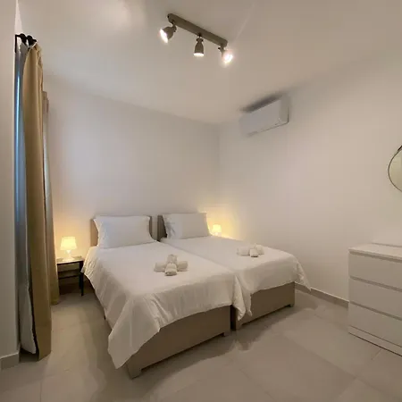 Swieqi Malaika New 8 شقة Is-Swieqi
