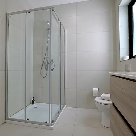 Swieqi Malaika New 8 Appartement *