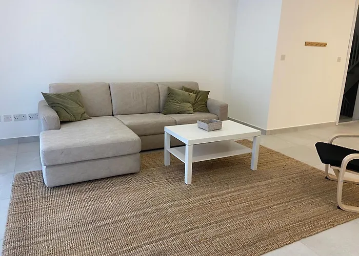 Swieqi Malaika New 8 *
